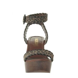 Madeline Girl Thick-Heeled Sandal